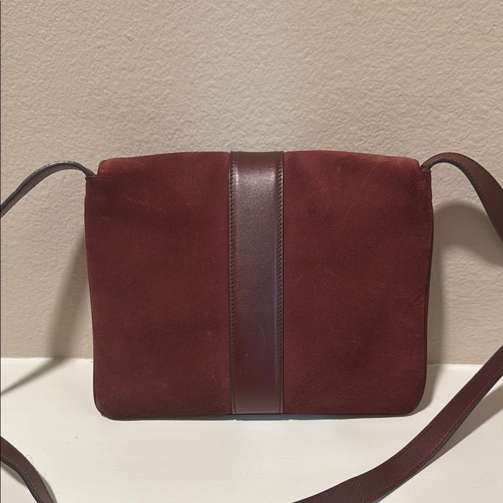 Gucci Wine Burgundy Arli Crossbody Bag with Gold GG Logo - Picture 4 of 11